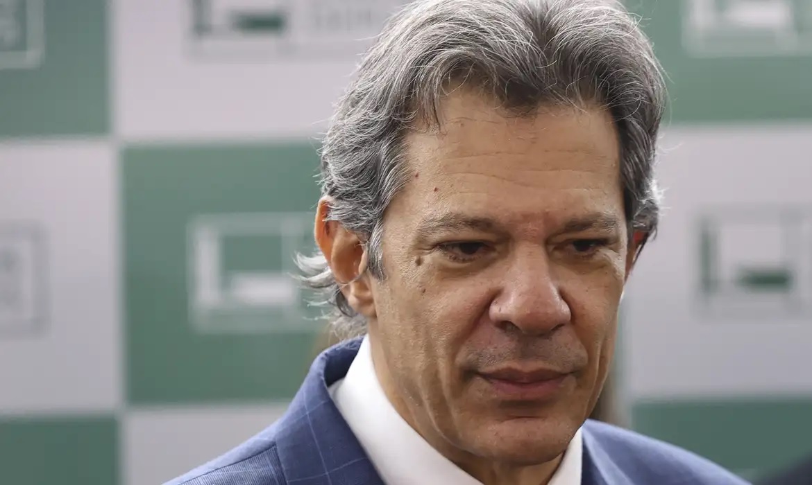 Haddad prevê queda da inflação em 2025 por causa de supersafra